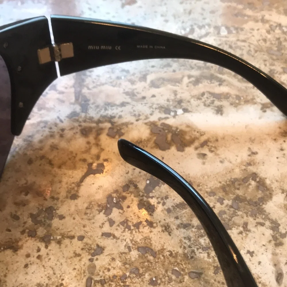 RARE MIU MIU Rimless Bubble Sunglasses With Studs